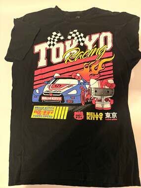 Bioworld Hello Kitty Tokyo Racing Black Graphic Tee Women’s M Cotton Crew Neck